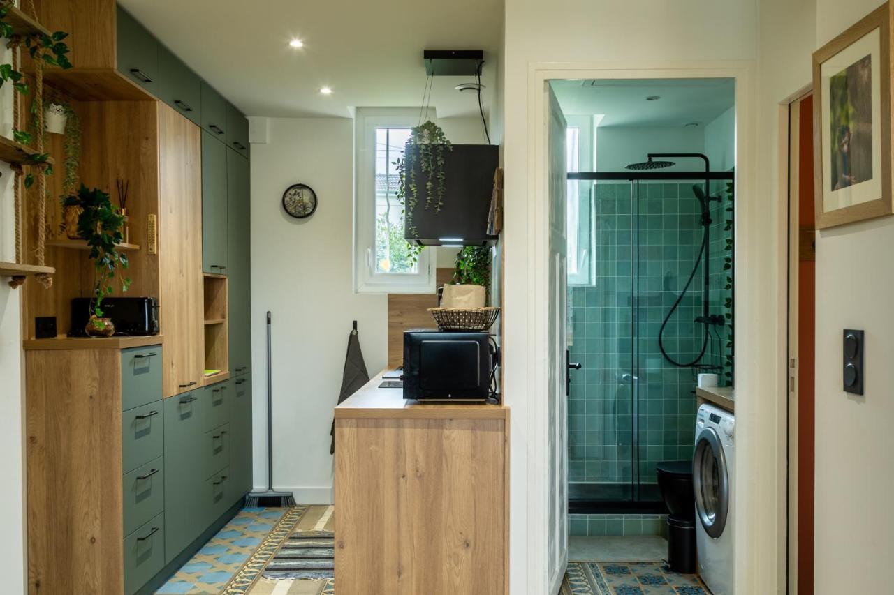 Suite Jungle - Jardin, Netflix Et Parking - Le Manoir Aux Pommes Orbec Exterior photo