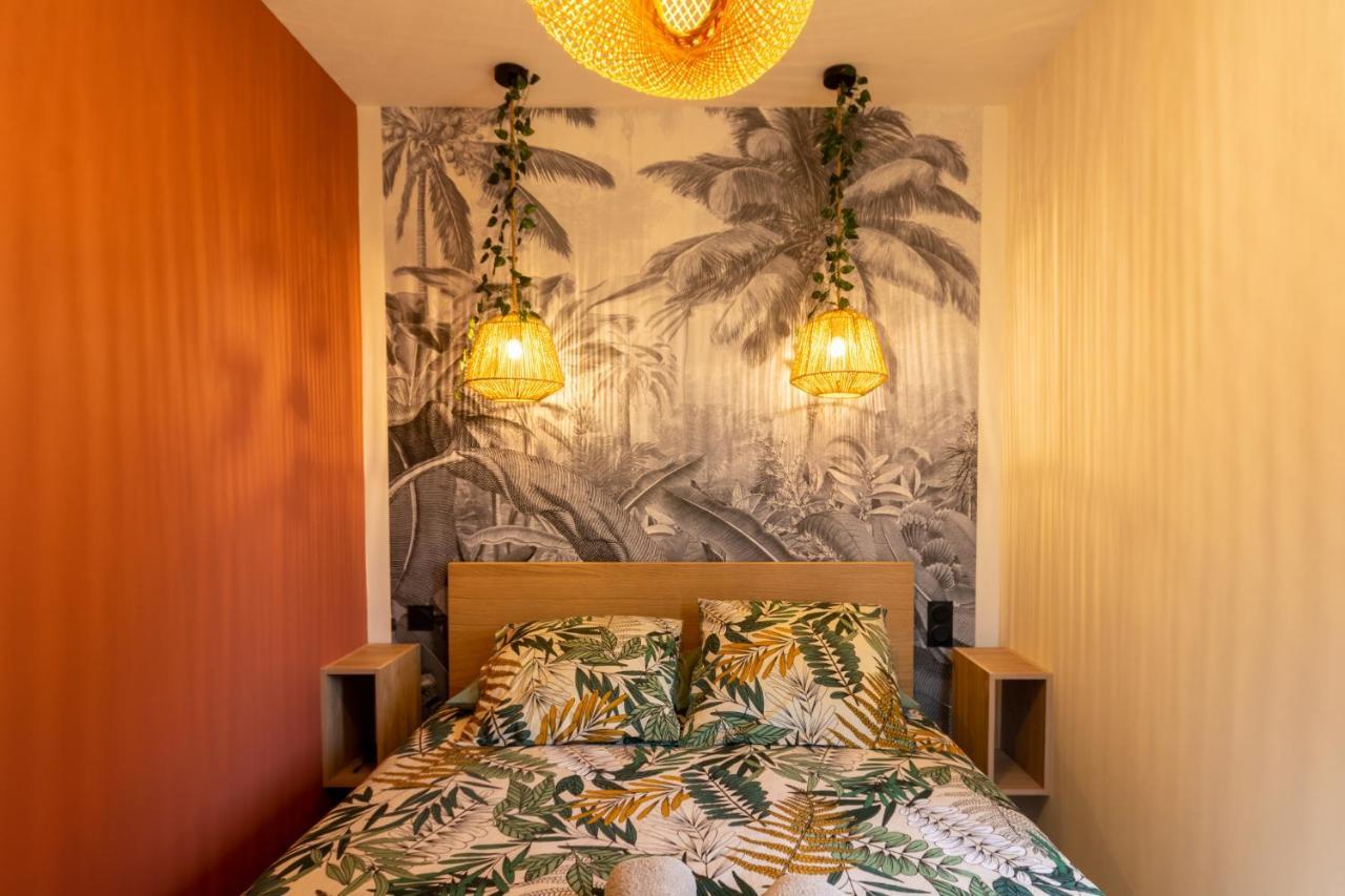 Suite Jungle - Jardin, Netflix Et Parking - Le Manoir Aux Pommes Orbec Exterior photo